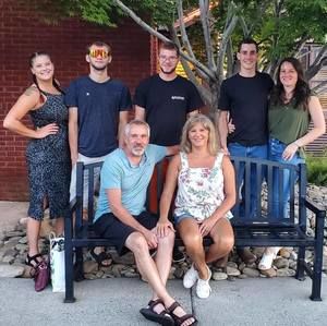 Meet your Posher, Dawn